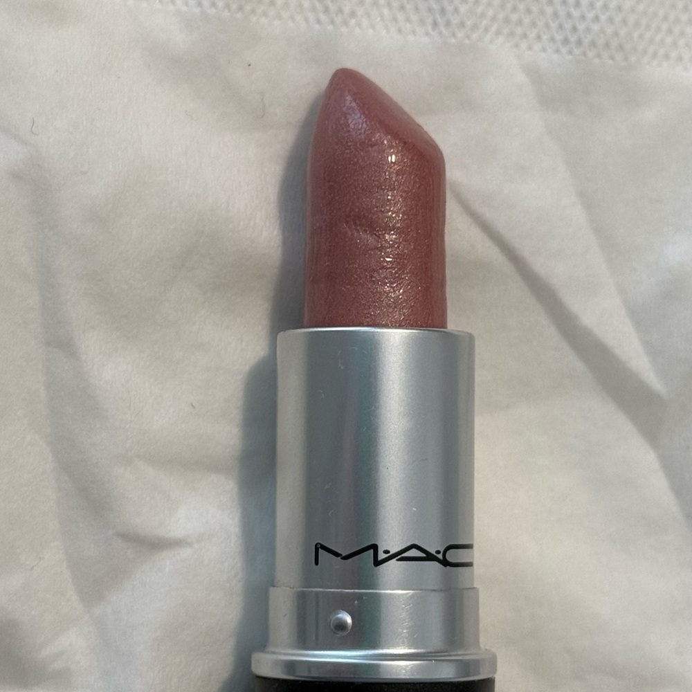 RARE VINTAGE MAC Lustre lipstick in POLITELY PINK 🩷 - Picture 4 of 5